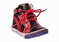 ioloiola.com   shoes for kids 738621 Image 3